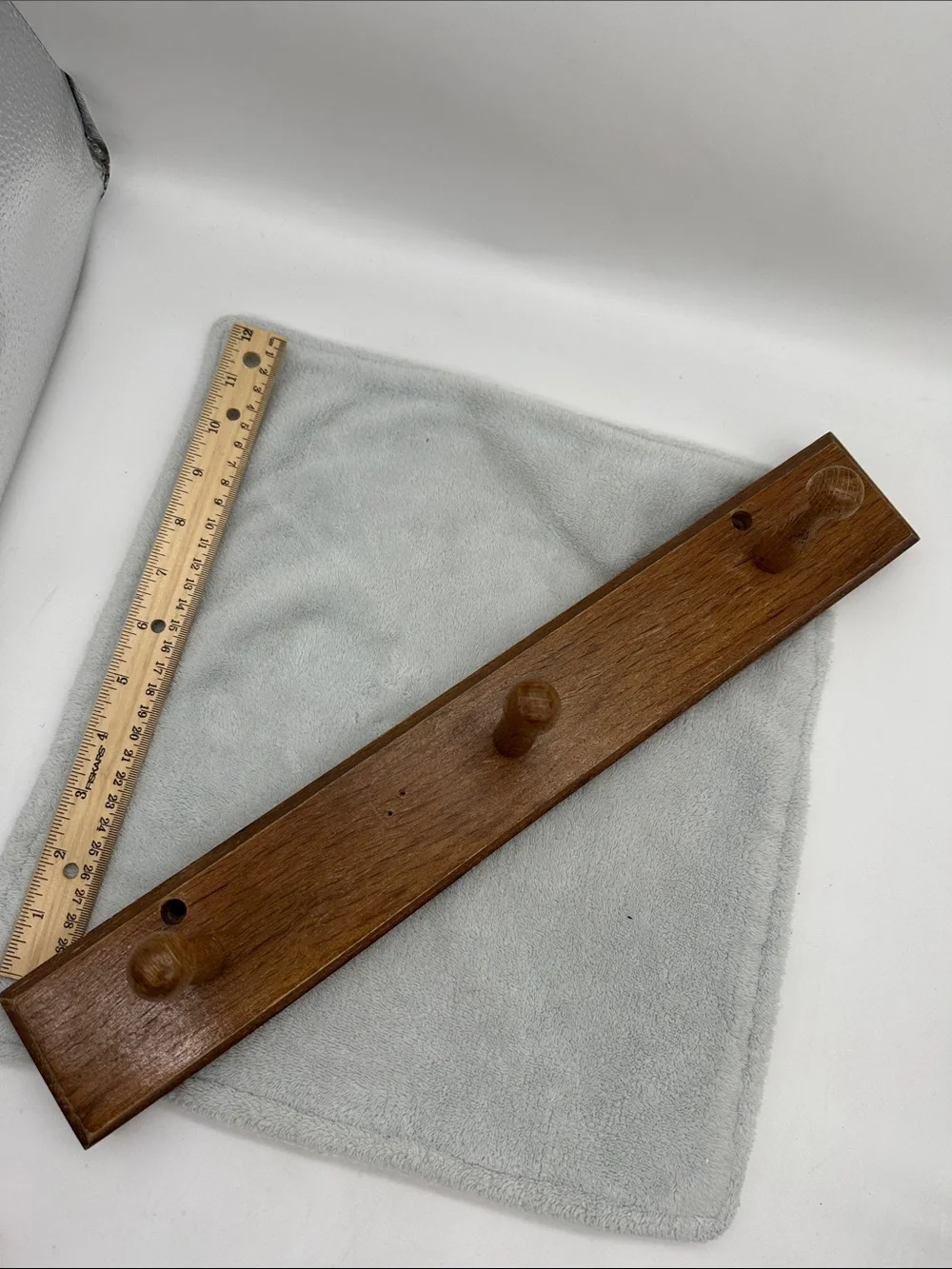 Vintage Wooden Handcrafted Coat Wall Hook Rack-3 Pegs